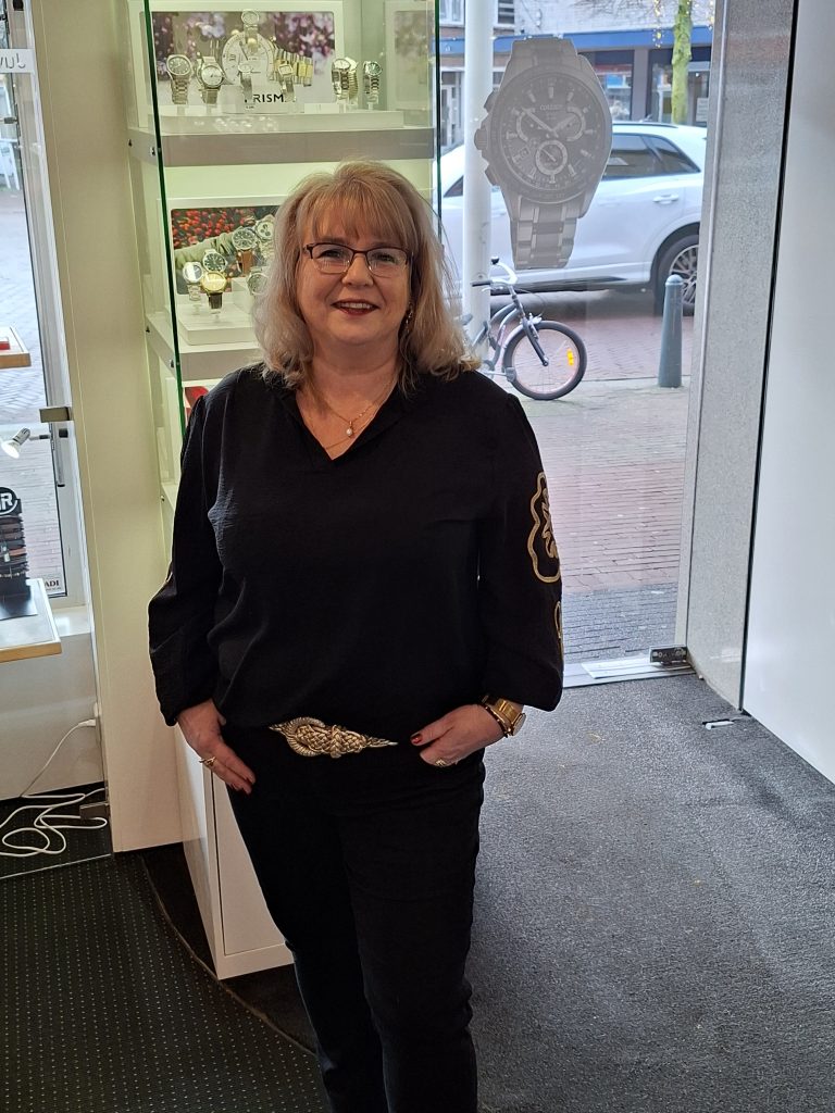 This image has an empty alt attribute; its file name is marielle-5-768x1024.jpg